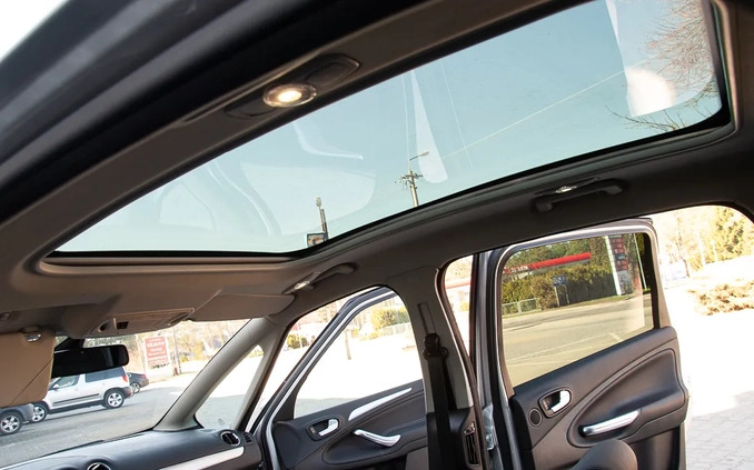 Ford S-Max cena 41900 przebieg: 176000, rok produkcji 2012 z Morąg małe 742